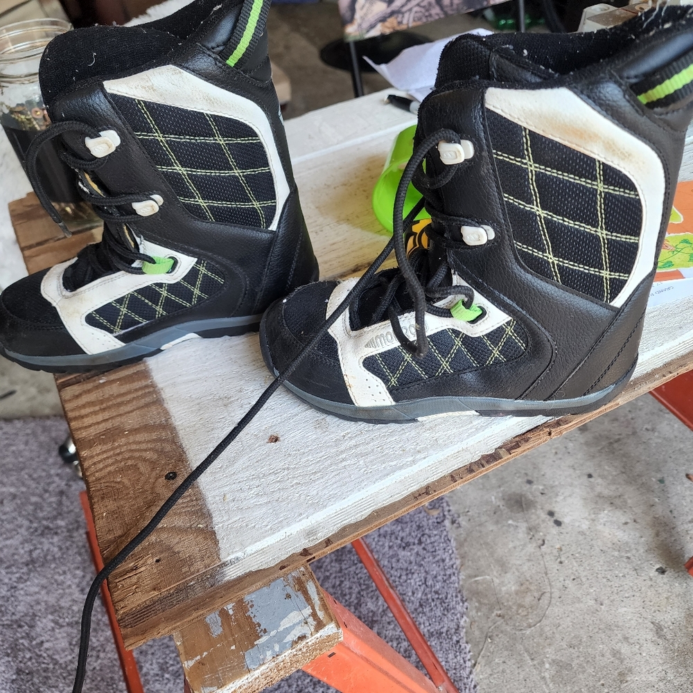 Morrow Boys Snowboard Boots